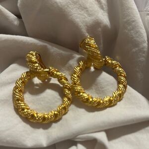 Vintage Gold Twisted Hoop Clip-on Earrings